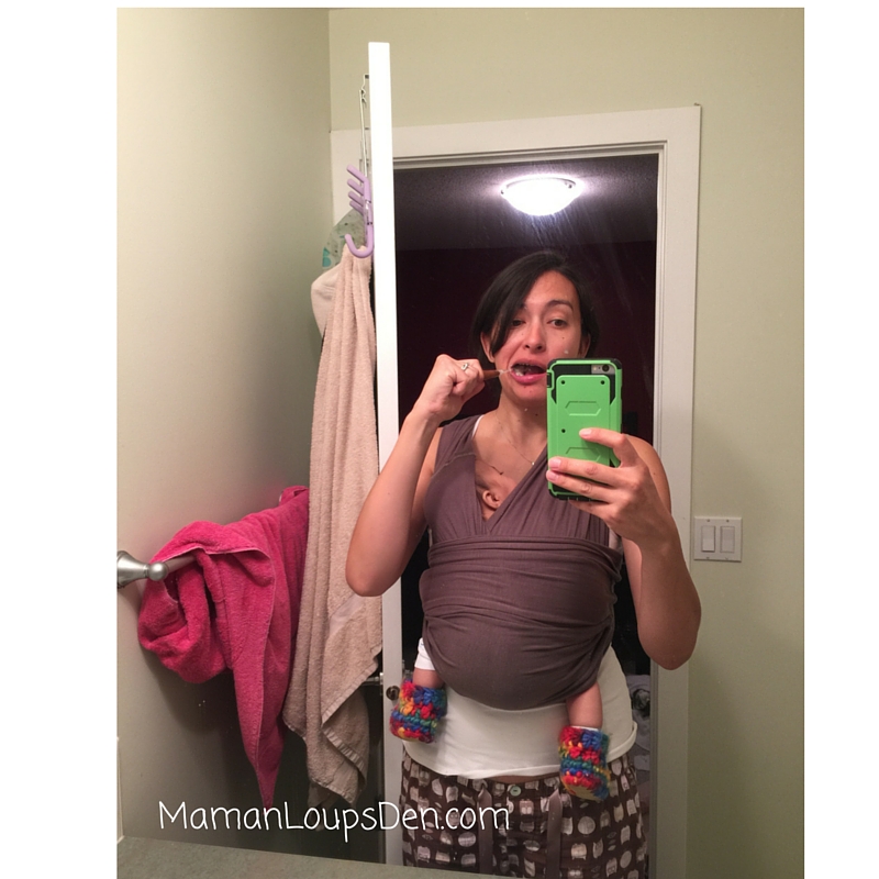 Huggaloops Baby Carrier Review ~ Maman Loup's Den ~ Who needs a shirt (2)