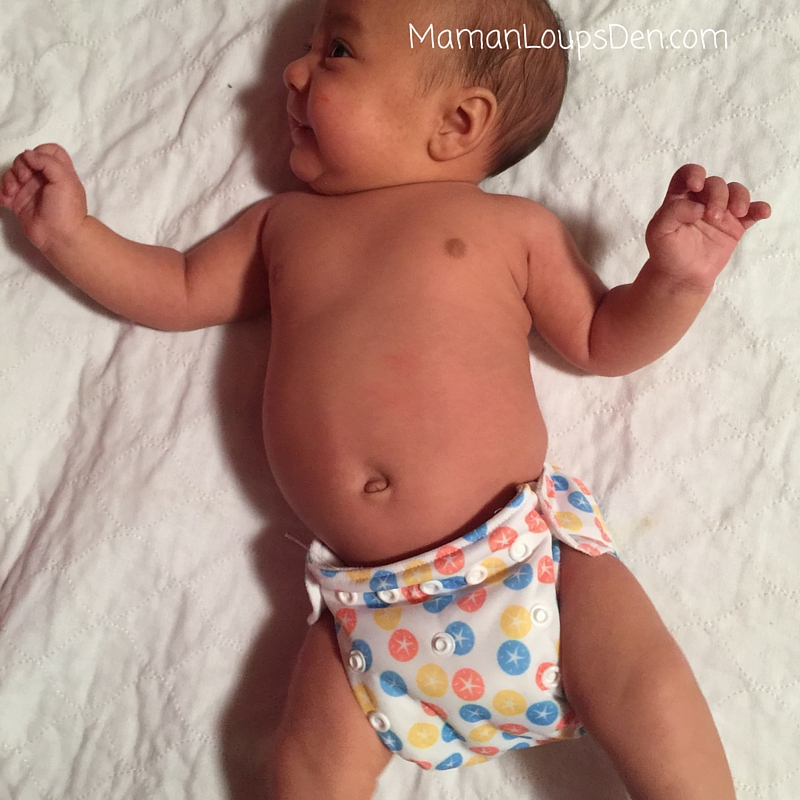 Thirsties Newborn Cloth Diapers Review ~ Maman Loup's Den
