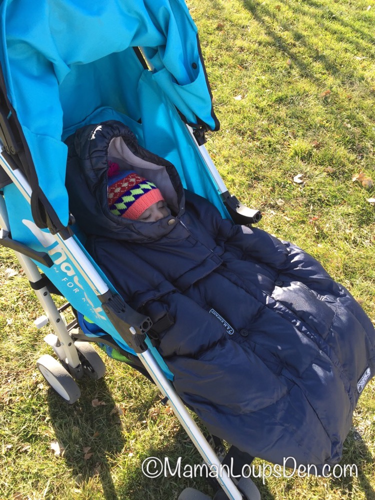 7 AM ENFANT Pookie Poncho Review ~ Carrier Cover, Car Seat Cover and Stroller Cover in ONE! ~ Maman Loup's Den